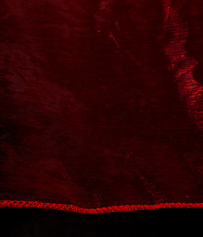 Изображение Органза красная перламутровая 360мм с каймой