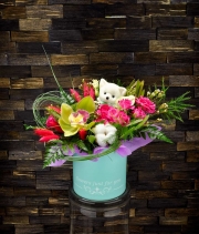 Изображение товара З днем народження квіти в коробках 9302